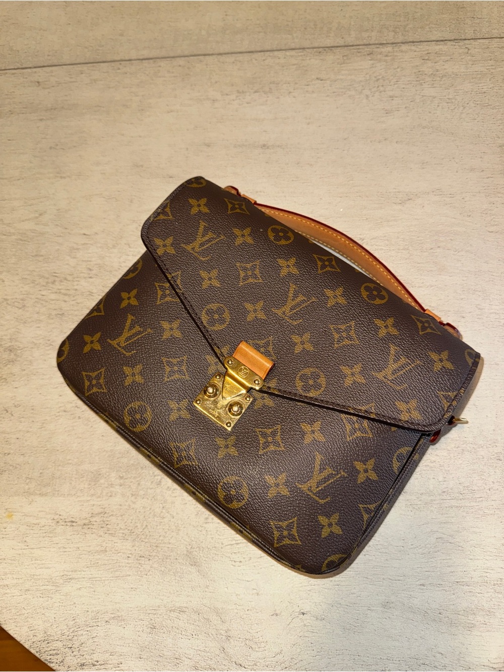 Louis Vuitton Monogram Canvas Crossbody with Gold-Tone Lock (Pochette Metis)